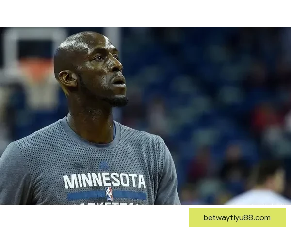 加内特怒批NBA娱乐化明星光环掩盖拼搏竞技本质引发联盟未来深思